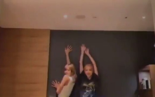千万不能让ROSÉ和LISA待一起（二）
