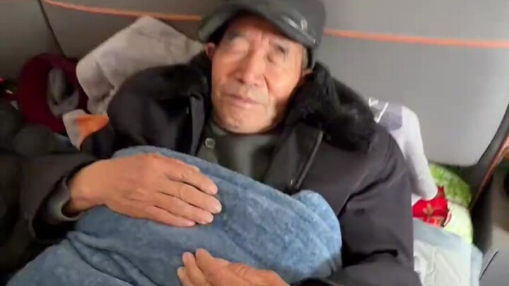 Grandpa’s full-episode compilation is here, hahaha!