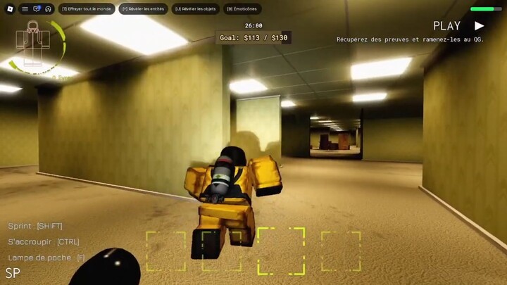 Je DESCEND dans les BACKROOMS ! j'aurais pas du ... (ROBLOX)