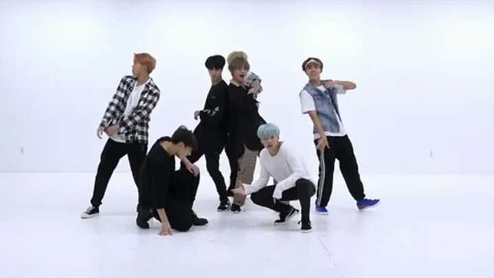 Nếu không xem phòng tập, bạn sẽ chẳng bao giờ biết BTS nhảy đồng đều đến mức nào đâu