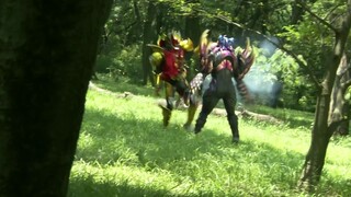 Raja Dekade Lama: Kamen Rider Kiva