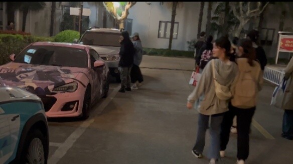 What would the students' reaction be if a dozen pain cars drove into the school?
