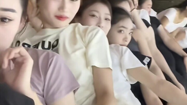 จะคบกับนักเรียนเต้นได้อย่างไรนะ?