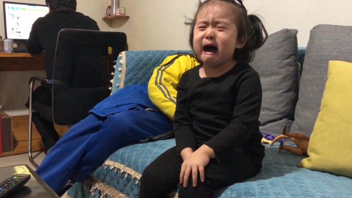 Kakek sangat tidak kooperatif... ugh...