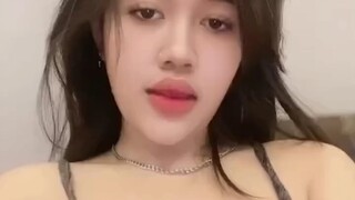 Dirumah lagi sepi nih koko 🥵