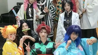 vlog | Demon Slayer cos team building record!