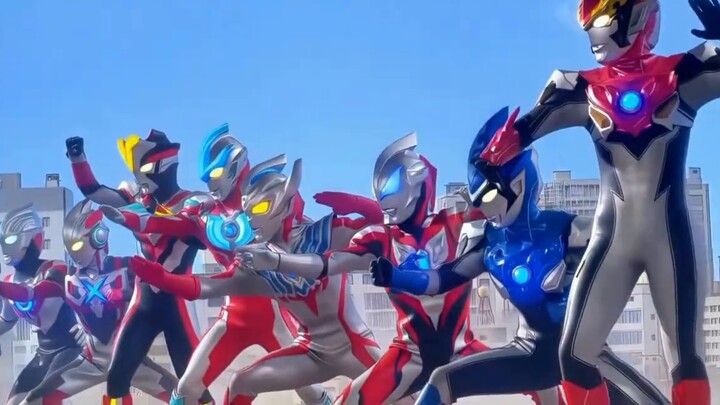 #Ultraman#Do you believe in light#Two-dimensional Do you know who is the oldest among Ultraman?