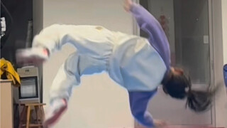 โค้ช: วันนี้เป็นวันส่งท้ายปีเก่า ไม่ใช่วันวิ่งข้ามรั้ว