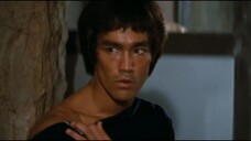 Bruce Lee vs Han's guards at the Underground base