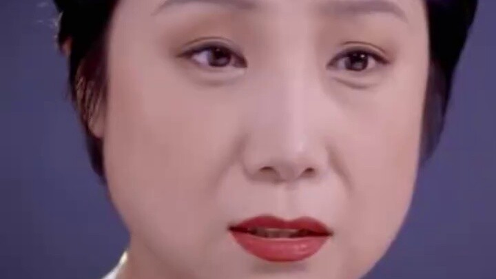 Clear eyes like a college student