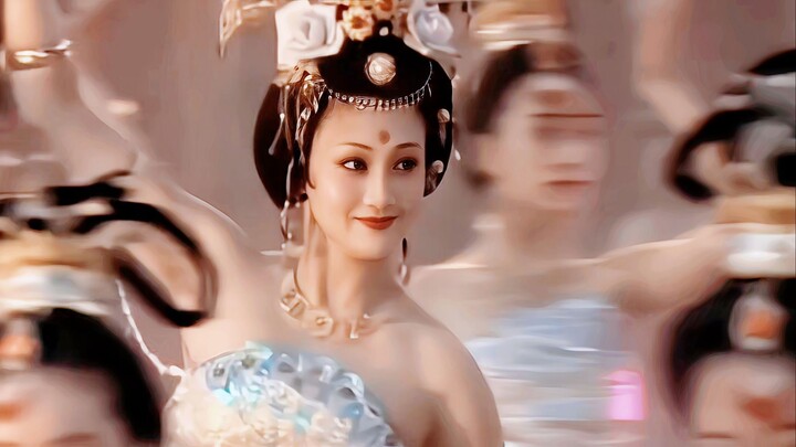 A dance performance is not a disgrace! Back then, I was a bit clueless and didn’t know my place~