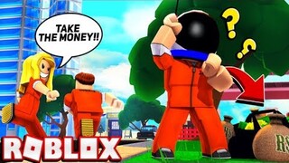 LEARNING HOW TO BE A CRIMINAL - ROBLOX MAD CITY