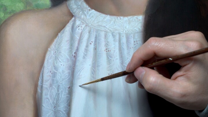 Motif pada rok sudah mulai digambar, sepertinya bakal butuh sebulan lagi nih!