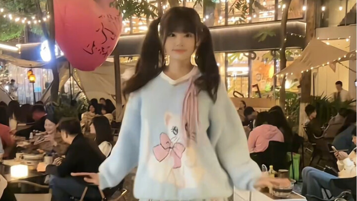 ثلاث سنوات… أخيرًا حصلت فتاة فايرفوكس على رخصة القيادة!