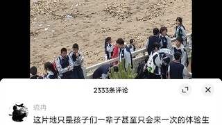 يبدو أن صخب العالم لا يعنيه على الإطلاق