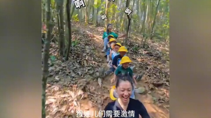 A kindergarten’s spring outing video has sparked heated debate online, with some netizens calling th