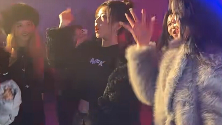 Emma朱奕萌｜上海SMFK 跳嗨了 就喜欢这种大方的女生 气氛组