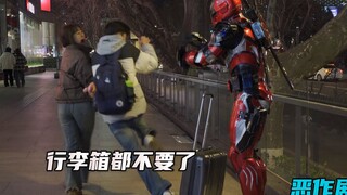 抬手之间 周围的妹子们为我尖叫【恶作剧247】
