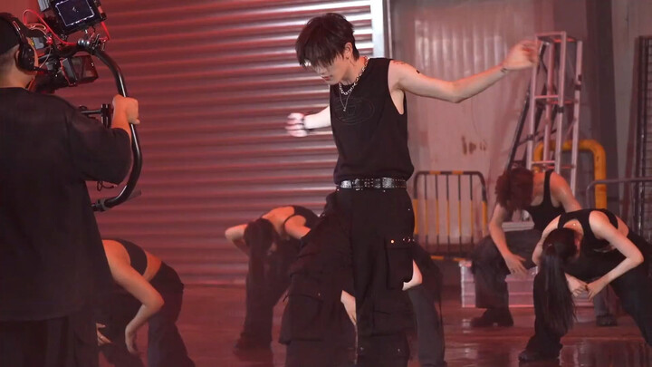 Ding Chengxin | D PLAN #1 Behind-the-Scenes Bloopers