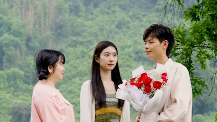 Đi hẹn hò gặp hai chị em, cuối cùng thì thật là ngại ngùng quá đỗi!