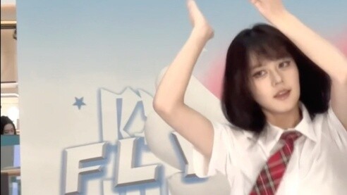 The classic red plaid function song is still so enjoyable f(x) "First Wisdom Teeth" Song Qian is in 