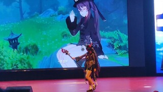 Buổi trình diễn catwalk anime cos