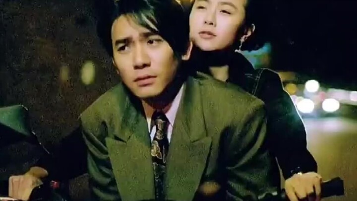 “男子汉大丈夫，做女人开的摩托车真没面子!”