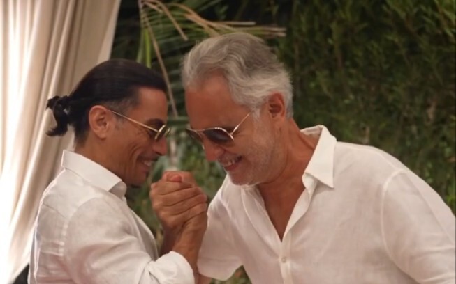 Show-off Dual Masters