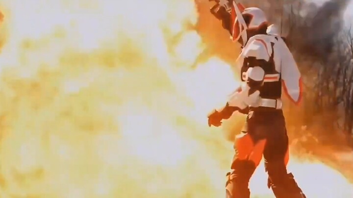 "Taiwan Production Co., Ltd." The gold-plated White Fox prequel, the precious footage of the attack 