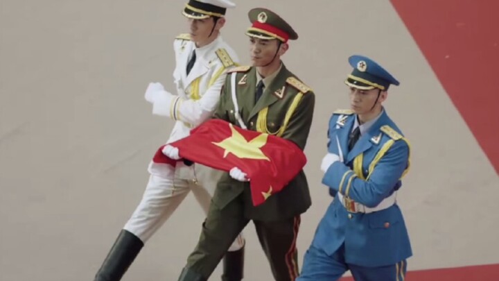 Đã thực hiện một đoạn ghép so sánh đơn giản với video “Hồng Kông trở về” có thật | Đón chờ bộ phim “