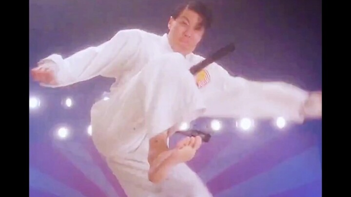 من الأقوى في دمج الإعلانات؟