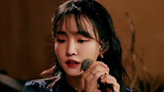 ميلون يحلّ فجأة في المرتبة 71! إطلاق الفيديو الكليبي لأغنية YOUNHA "الرياح"!