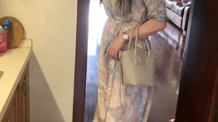 Cuộc trò chuyện cuối cùng của cô ấy trở nên dịu dàng hơn rất nhiều.