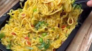 mie nyemek persi india enak ya kira kira?