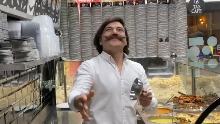 12.17 Curly Chef Greaves