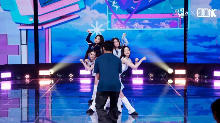 The cameraman’s positioning is harder than the idols’! You think it’s five people dancing, but it’s 