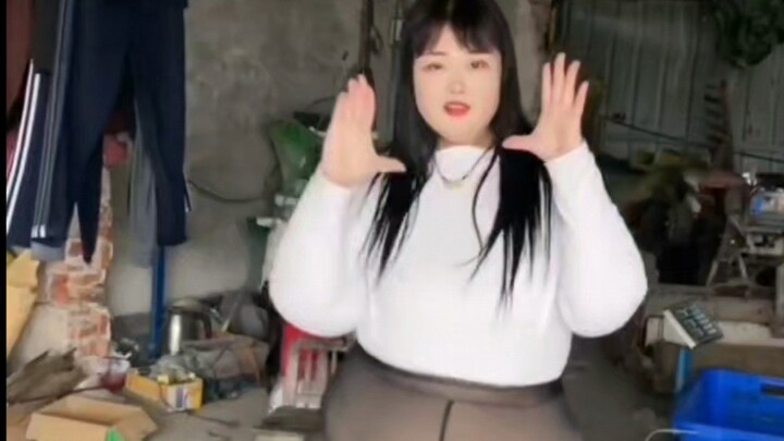 มีแต่คนหลงเจียงเท่านั้นที่รู้ว่าพื้นฐานของเธอดีแค่ไหน