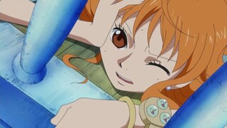 SCENE NAMI DISODOK DARI BELAKANG