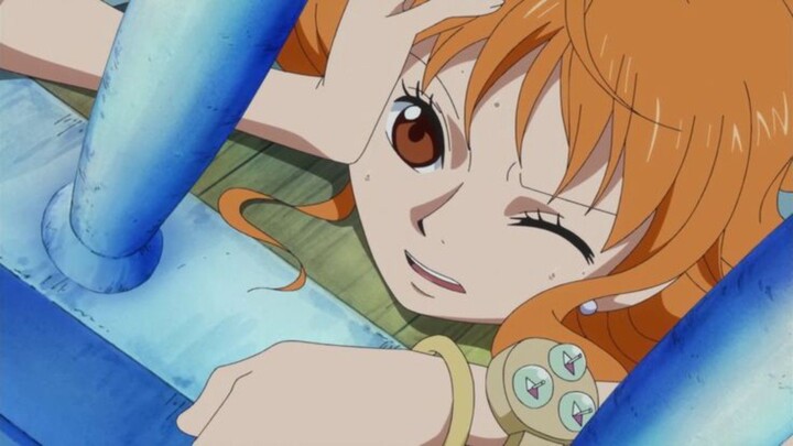 SCENE NAMI DISODOK DARI BELAKANG