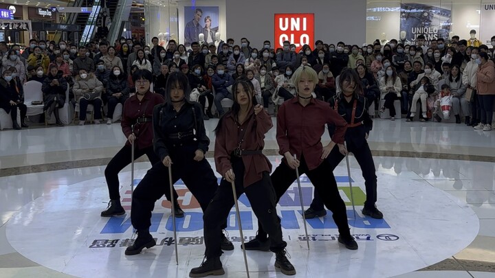 济南路演 dongkiz lupin 震惊！五个人在商场公然耍棍？