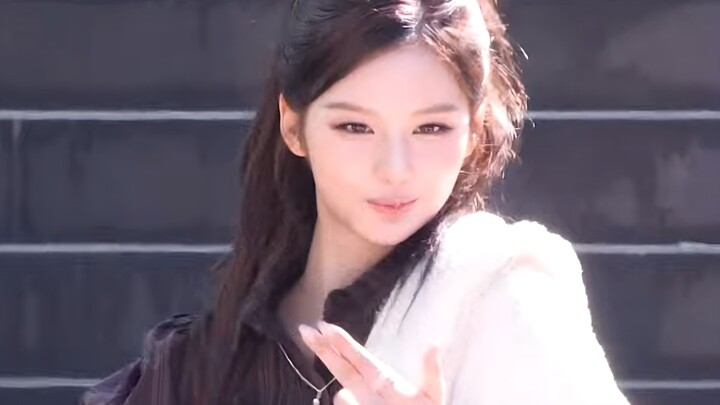 ฮ่าฮ่าฮ่า! ซอลยุนเต้นเพลงดาโหม่! แฟนคลับเต้นเพลง This Is For ของทูด้วย!