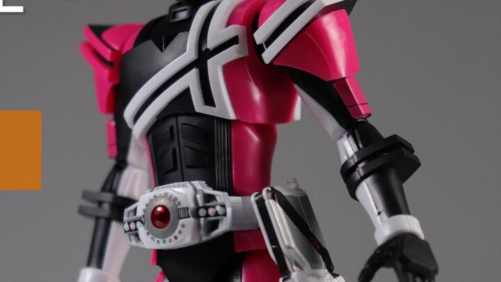 FRS Kamen Rider Tei Ki-DECADE từng vượt mặt SHF, chất lượng của nó nhìn từ góc độ ngày nay như thế n