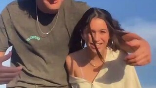 When the height difference between a couple is too big...it must be very tiring for their necks when