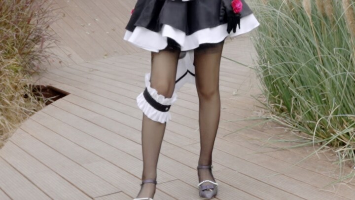 What is the use of the ring on a girl's leg?