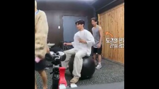 An excited kid🗡️#dk #inthesoop #seventeen #joshua #hoshi #dino #woozi #jeonghan #scoups #shorts#kpop