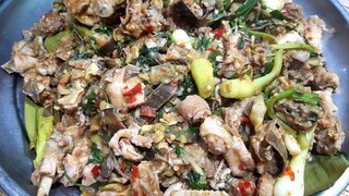 1082 หมกหม้อไก่ใส่หัวปลี ข้าวเหนียวฮ้อนๆ แซ่บนัวอีหลี steamed spicy banana blossom