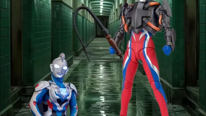 Zeta is losing energy and will soon be petrified#Ultraman#Ultraman Zero#Ultraman Zeta