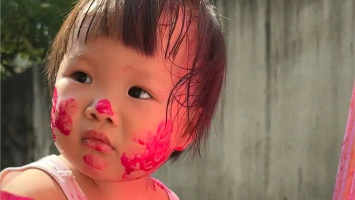 Jangan takut anak kotor, cuci aja terus pakai lagi! Biarkan anak menikmati berbagai pengalaman seru 