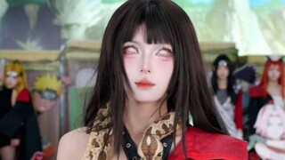 Orochimaru masters the core technology of the Hyuga clan's Byakugan