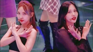 TWICE D社周年庆 再唱出道曲优雅地舞台！
